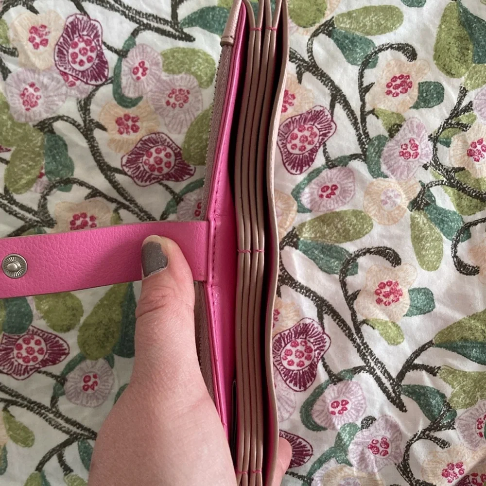 Pink Leather Wallet - Picture 3 of 3